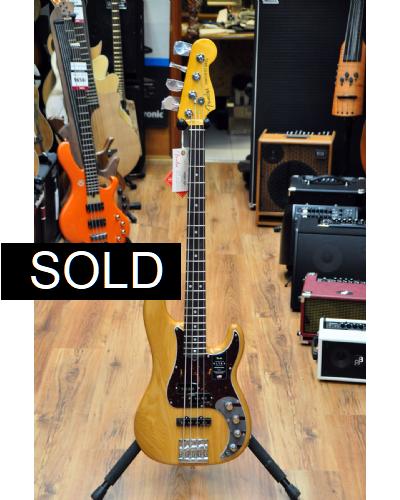 Fender American Ultra Precison Bass Aged Natural